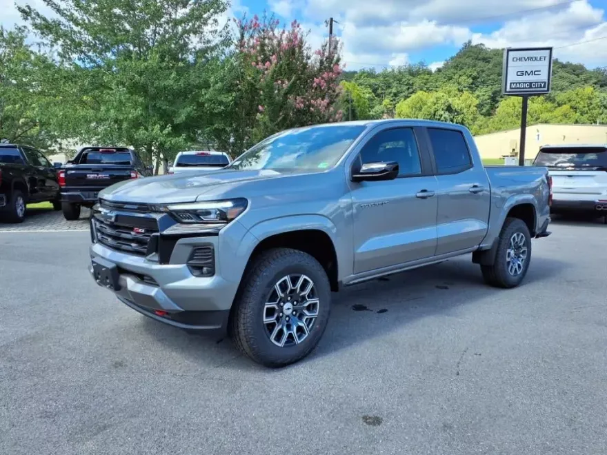 2026 Chevrolet Colorado Z71 photo 1