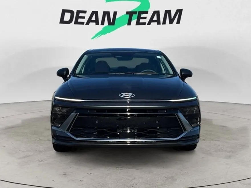 2025 Hyundai Sonata Hybrid Limited photo 1