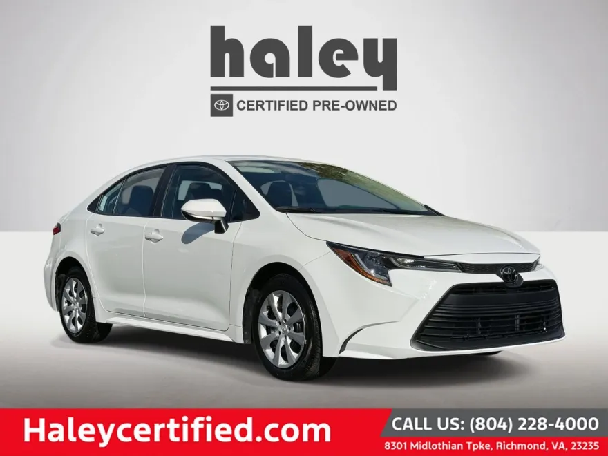 2024 Toyota Corolla LE photo 1