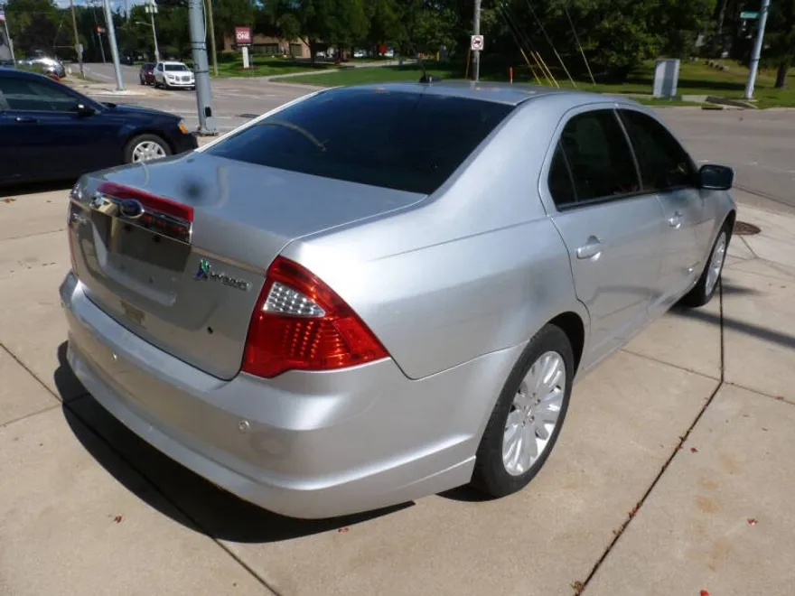 2012 Ford Fusion Hybrid photo 1