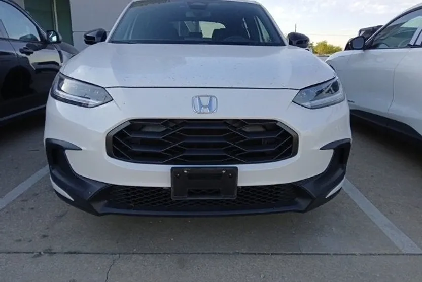 2024 Honda HR-V Sport photo 1