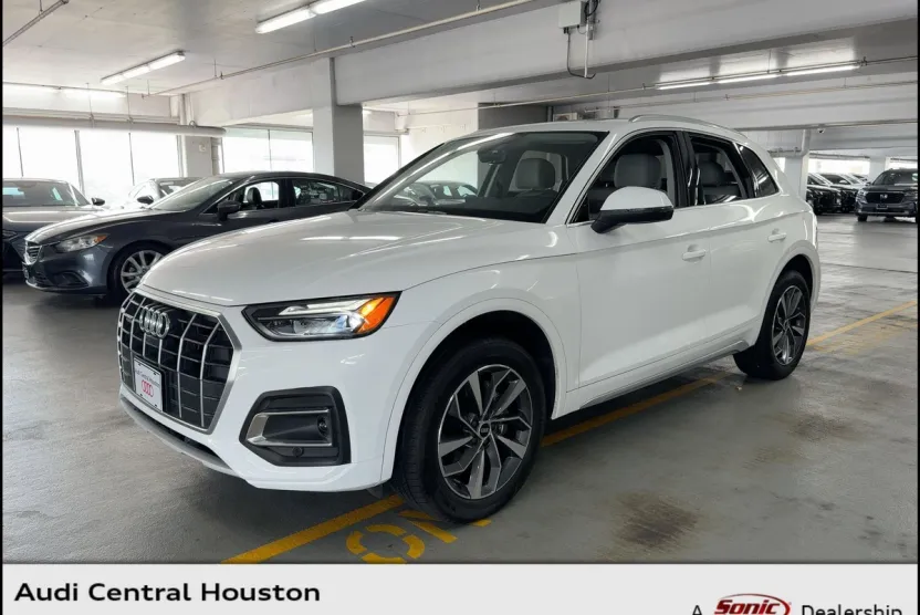 2021 Audi Q5 Premium Plus photo 1