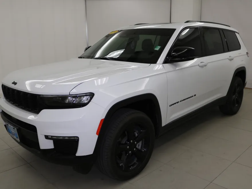 2025 Jeep Grand Cherokee Limited photo 1
