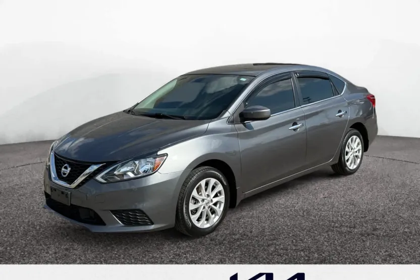 2019 Nissan Sentra SV photo 1