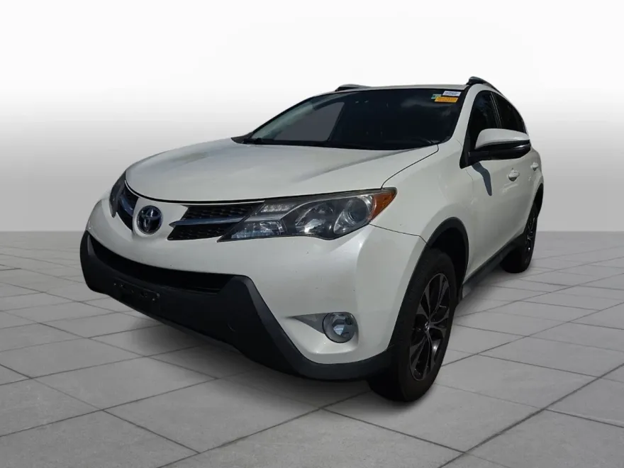 2015 Toyota RAV4 Limited photo 1