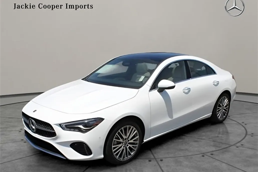 2025 Mercedes Benz CLA 250 photo 1