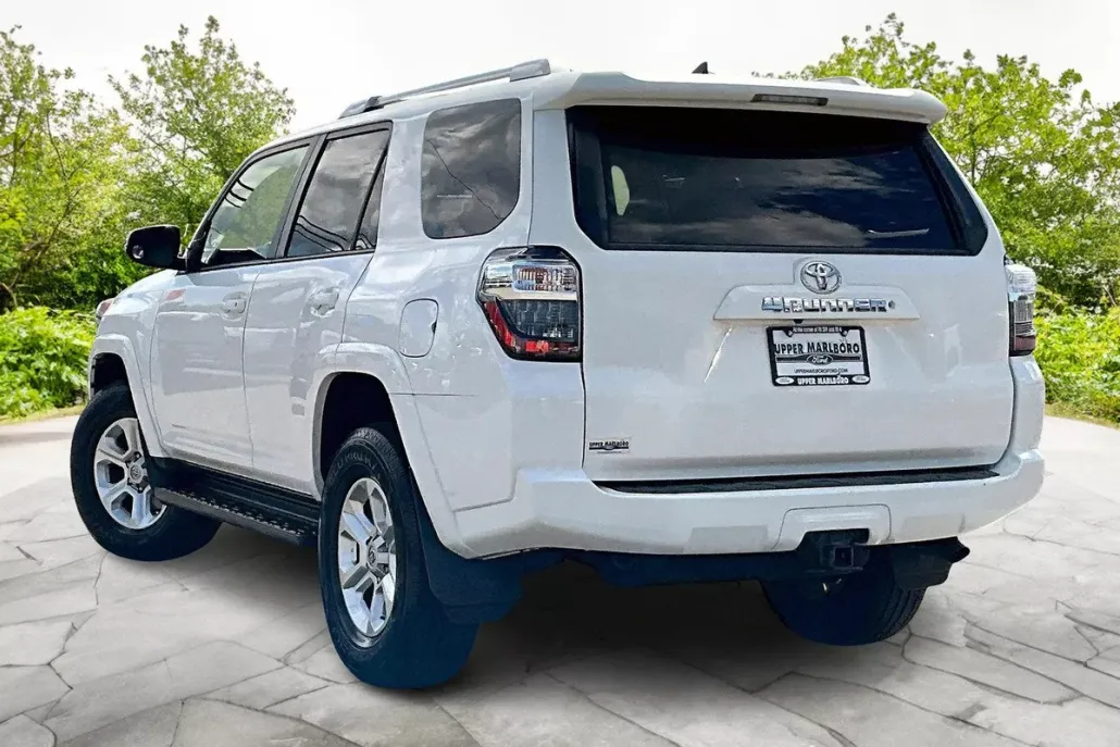 2014 Toyota 4Runner Base photo 1