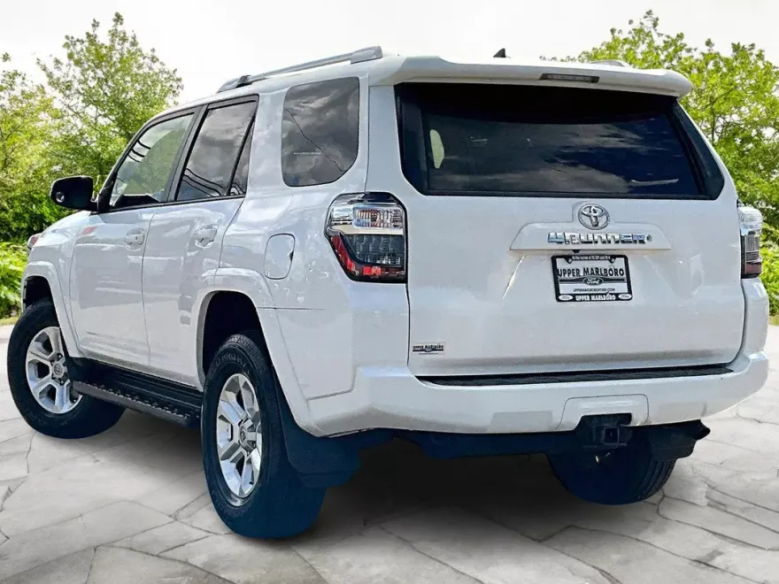 2014 Toyota 4Runner Base photo 1