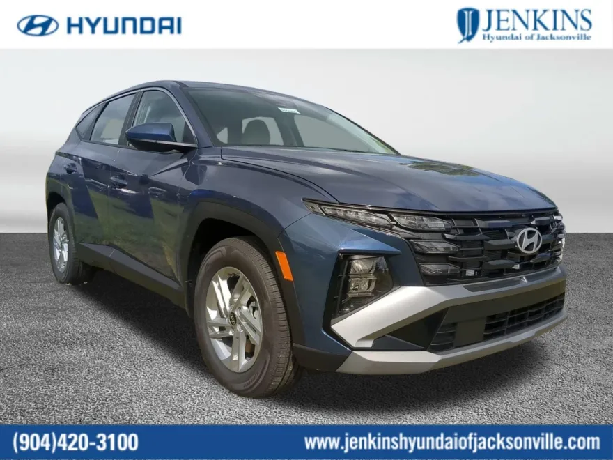 2026 Hyundai Tucson SE photo 1