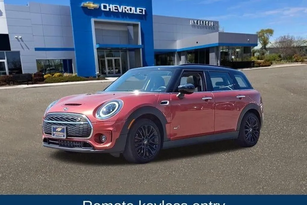 2022 Mini Clubman ALL4 Base S photo 1