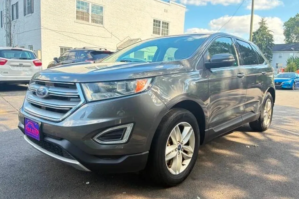 2015 Ford Edge SEL photo 1