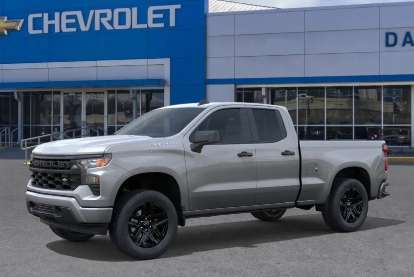 2026 Chevrolet Silverado 1500 Custom photo 1