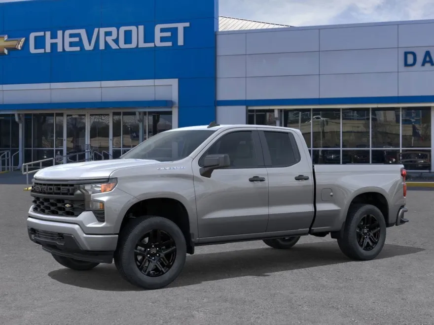 2026 Chevrolet Silverado 1500 Custom photo 1