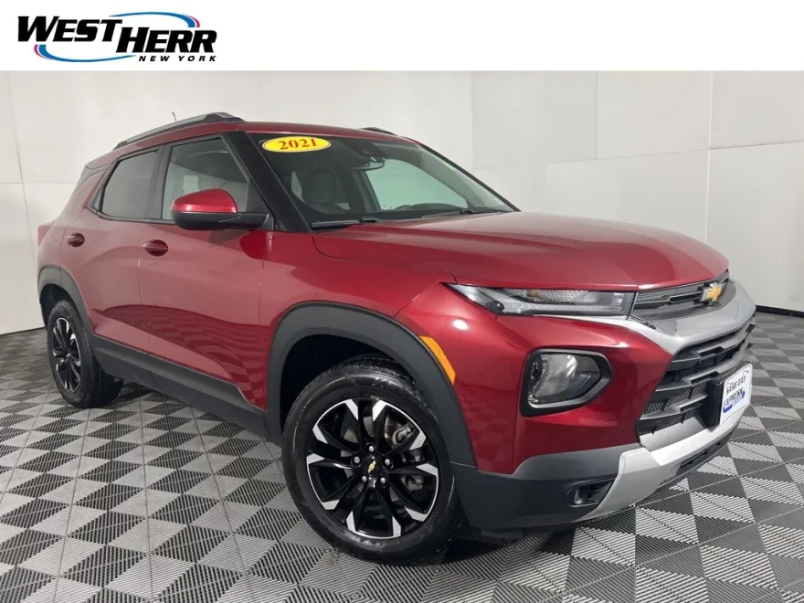 2021 Chevrolet Trailblazer LT photo 1