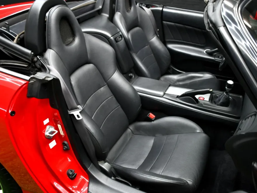 2005 Honda S2000 photo 31