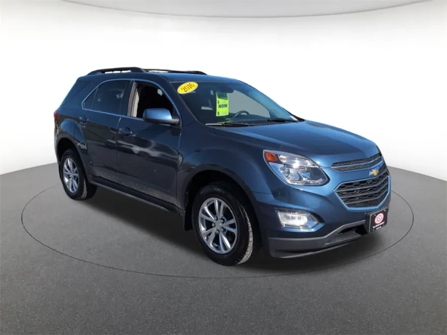 2016 Chevrolet Equinox LT photo 1