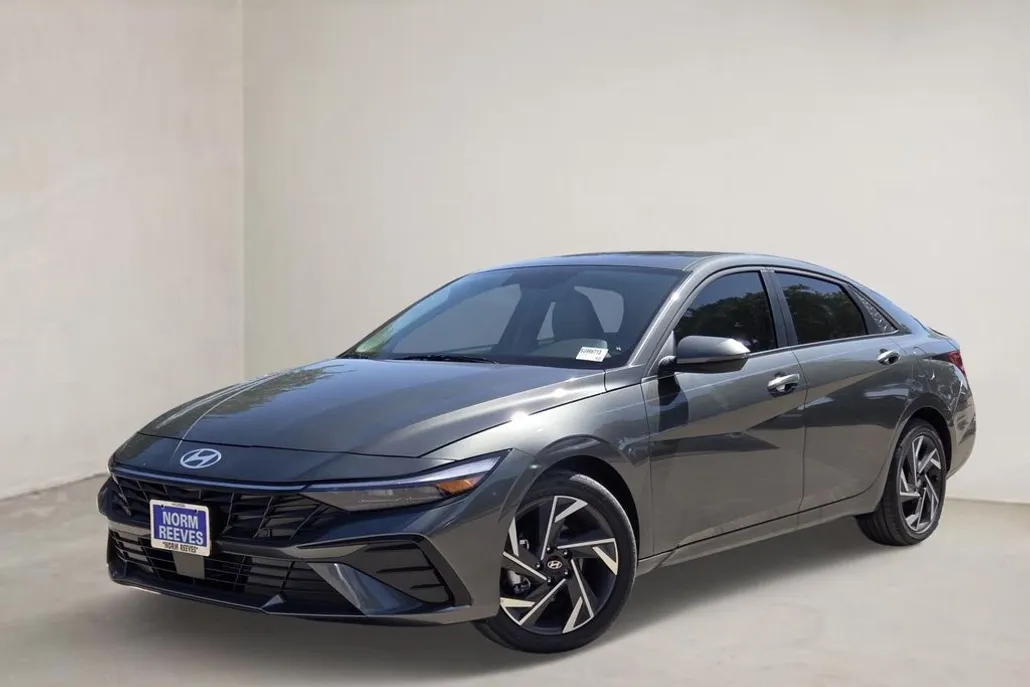 2025 Hyundai Tucson SEL photo 1