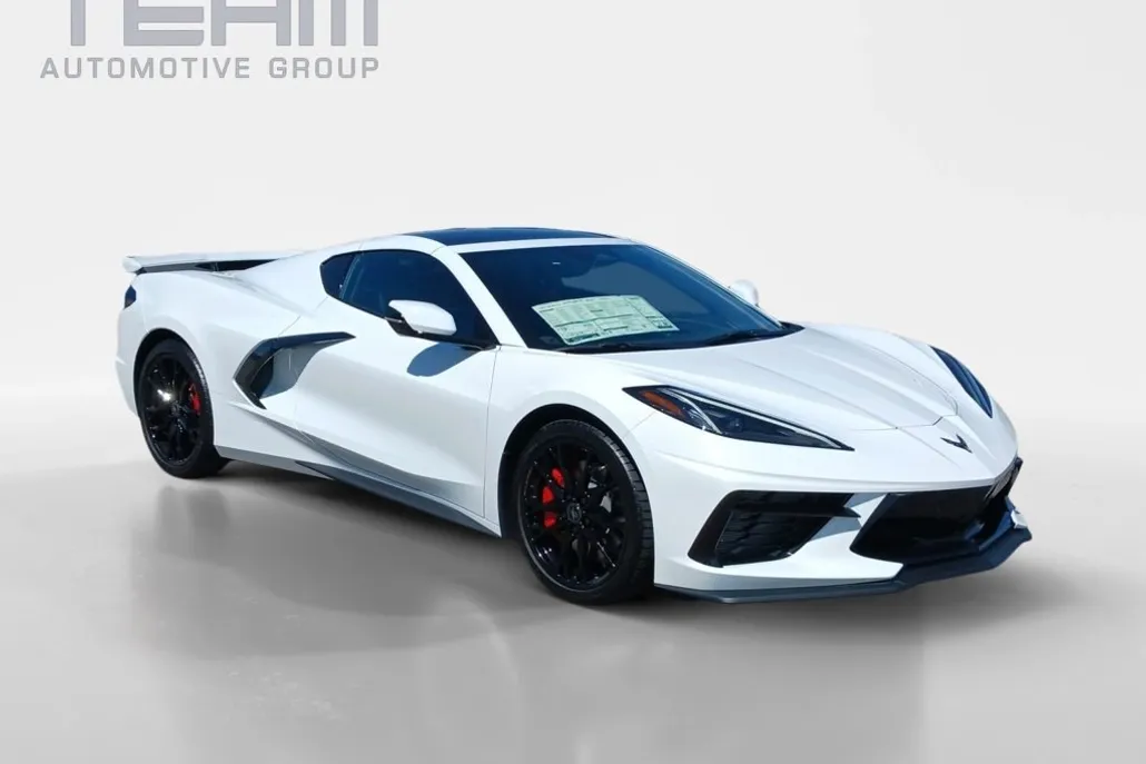 2026 Chevrolet Corvette Stingray 2LT photo 1
