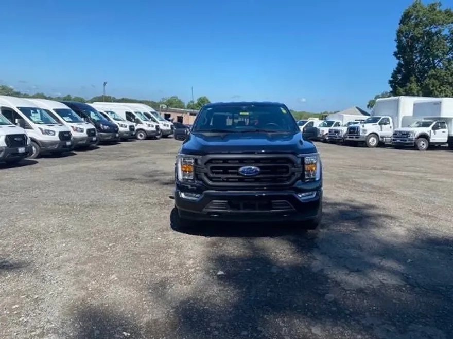 2023 Ford F-150 XLT photo 1
