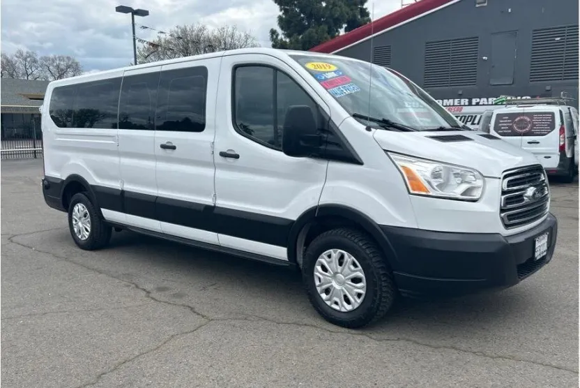 2019 Ford Transit photo 1
