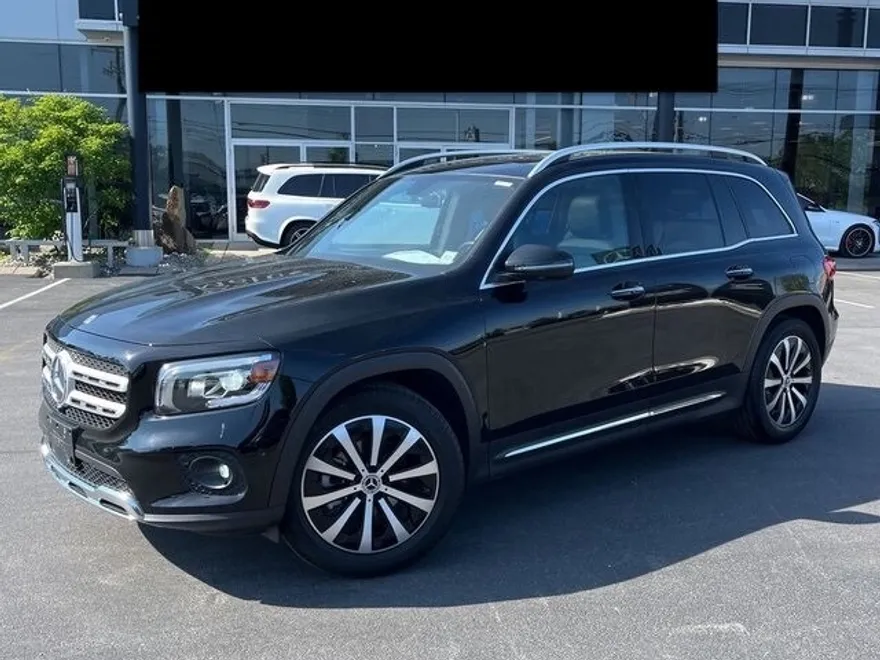 2020 Mercedes Benz GLB 250 photo 1