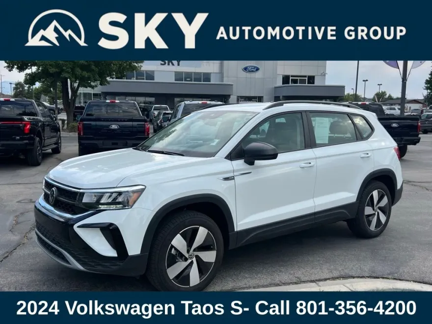 2024 Volkswagen Taos S photo 1