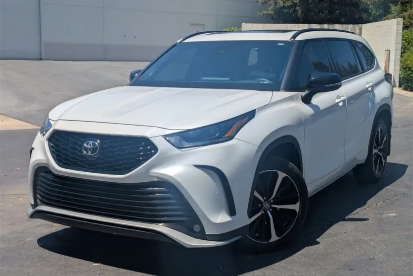 2022 Toyota Highlander XSE photo 1