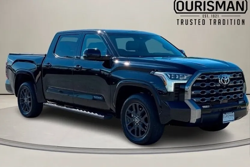 2023 Toyota Tundra Platinum photo 1