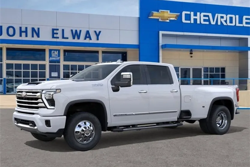 2026 Chevrolet Silverado 3500HD High Country photo 1