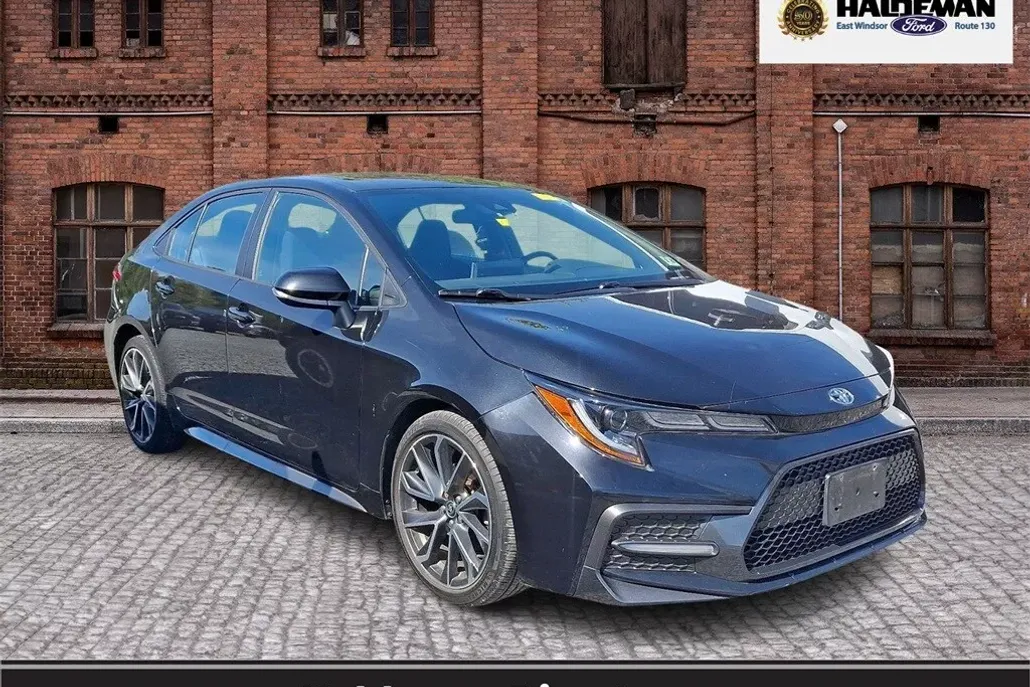 2020 Toyota Corolla SE photo 1