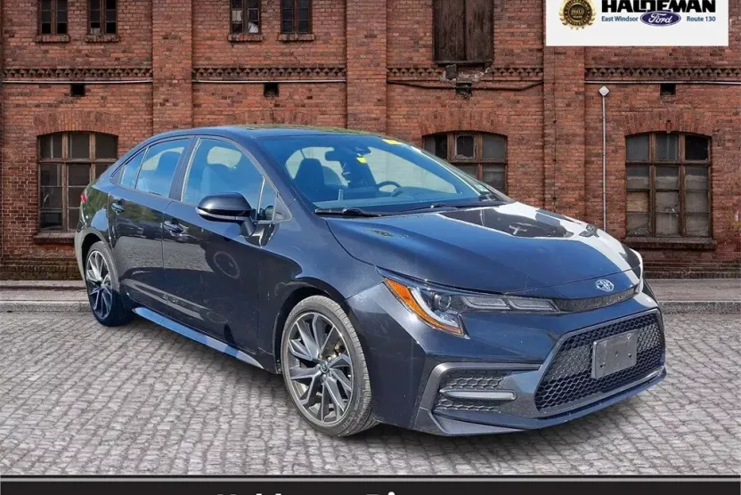 2020 Toyota Corolla SE photo 1
