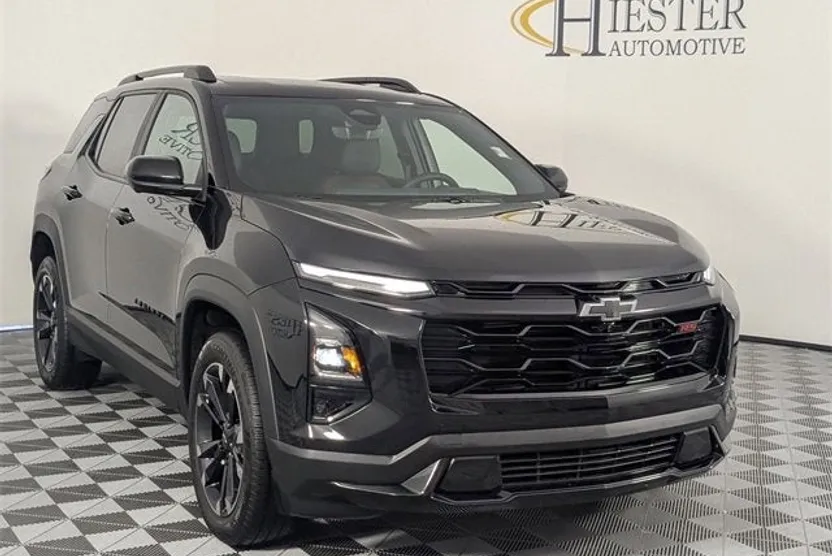2025 Chevrolet Equinox RS photo 1