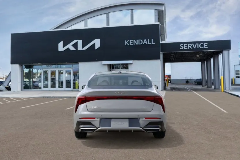 2026 Kia K5 GT-Line photo 1