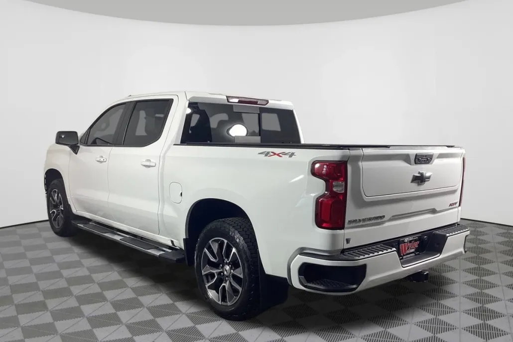 2021 Chevrolet Silverado 1500 RST photo 1