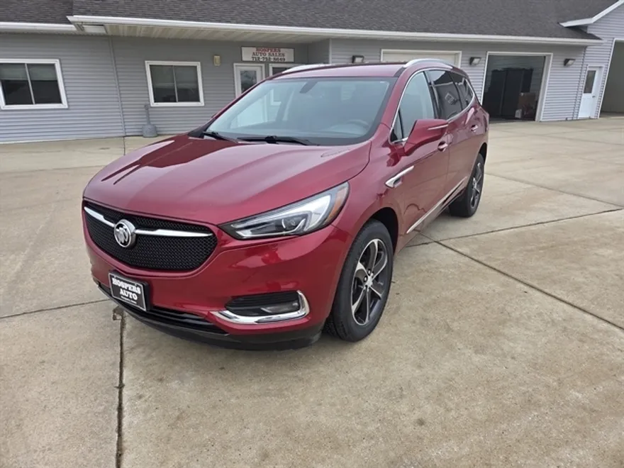 2020 Buick Enclave Essence photo 1