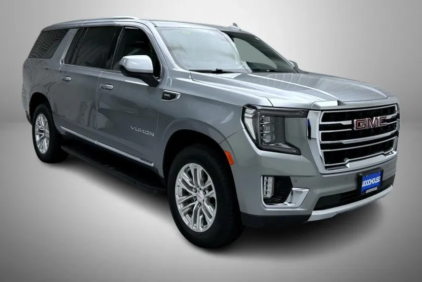 2024 Gmc Yukon XL SLT photo 1