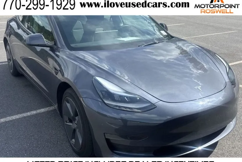 2023 Tesla Model 3 photo 1