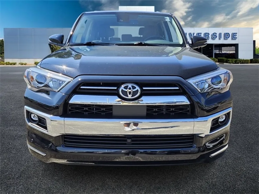 2023 Toyota 4Runner Limited photo 1