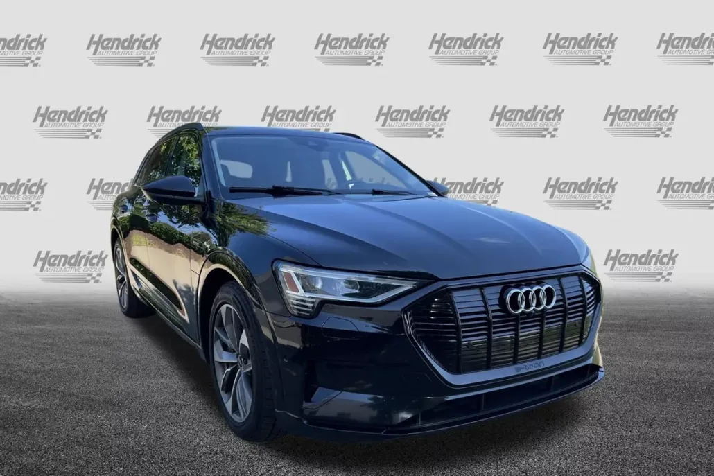 2021 Audi e-tron Premium Plus photo 1