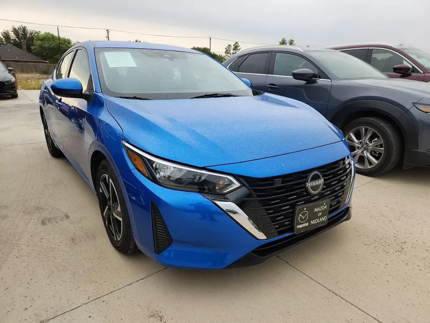 2024 Nissan Sentra SV photo 1