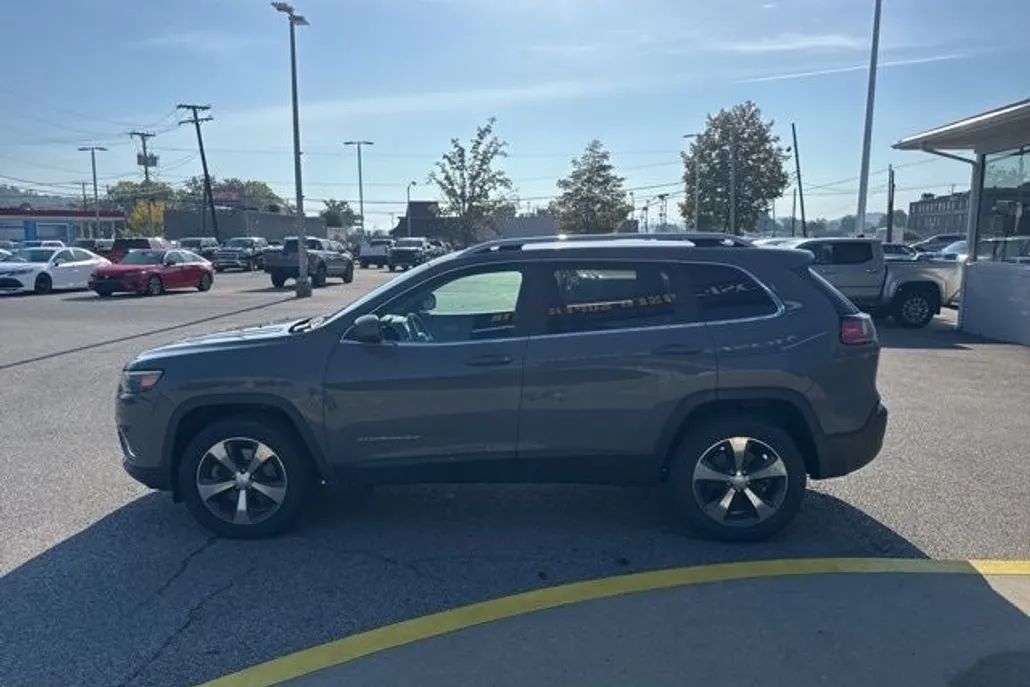 2020 Jeep Cherokee Limited photo 1