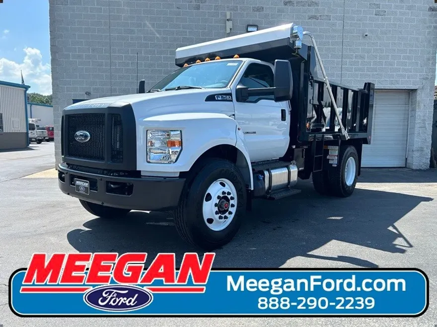 2026 Ford F-750 photo 1