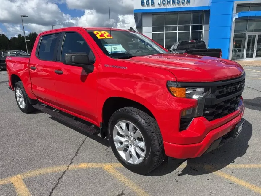 2022 Chevrolet Silverado 1500 Custom photo 1
