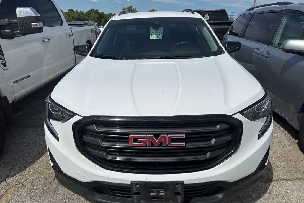 2021 Gmc Terrain SLE photo 1