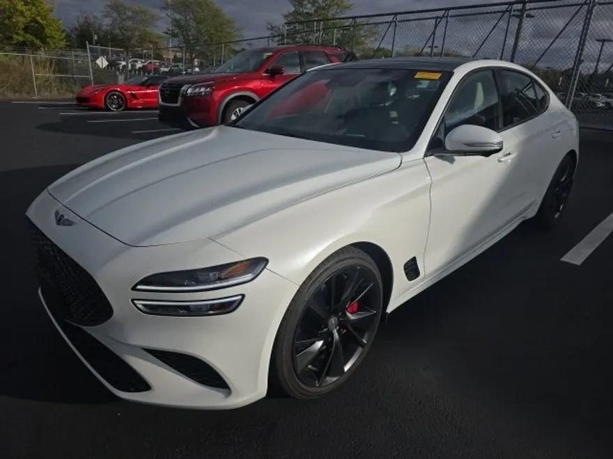 2023 Genesis G70 3.3T photo 1