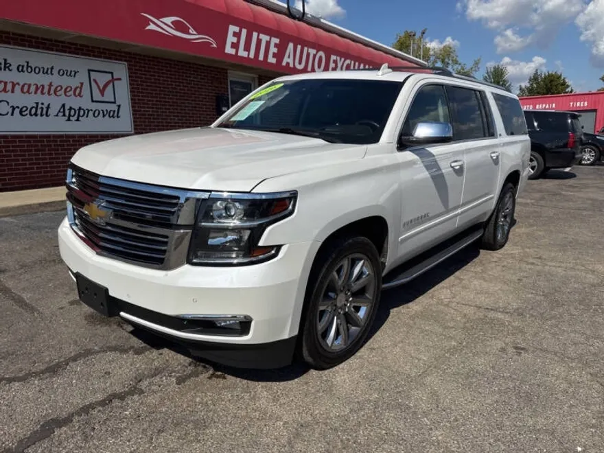 2016 Chevrolet Suburban LTZ photo 1