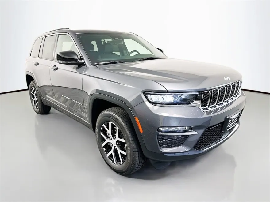 2025 Jeep Grand Cherokee Limited photo 1