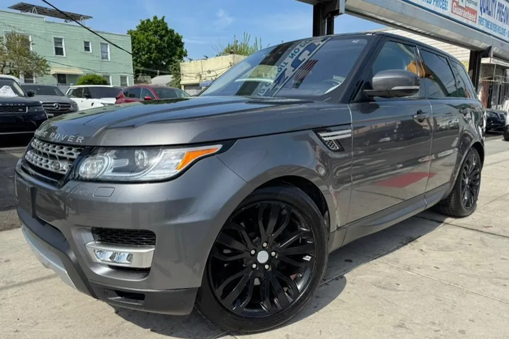 2017 Land Rover Range Rover Sport SuperCharged HSE photo 1