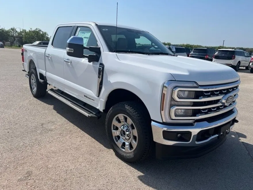 2025 Ford F-250 Lariat photo 1