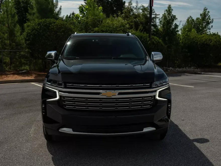 2024 Chevrolet Suburban Premier photo 1
